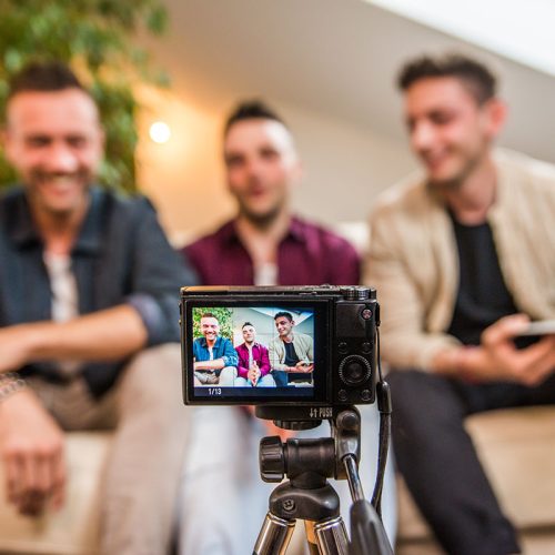 influencers-vlogging-from-home-2021-09-01-18-57-46-utc-copy.jpg